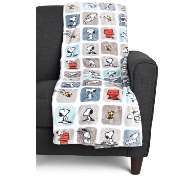 Berkshire Home & Blanket Co. Bedding Peanuts Gang Snoopy Woodstock